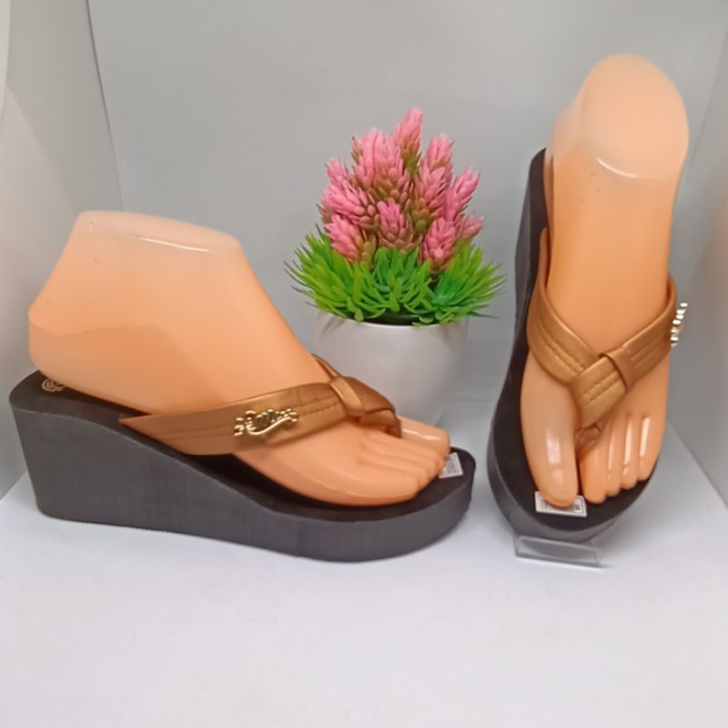 Sandal Wanita Sandal Jepit  Wedges 06