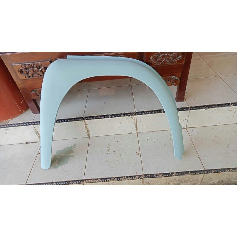 Slebor depan canter