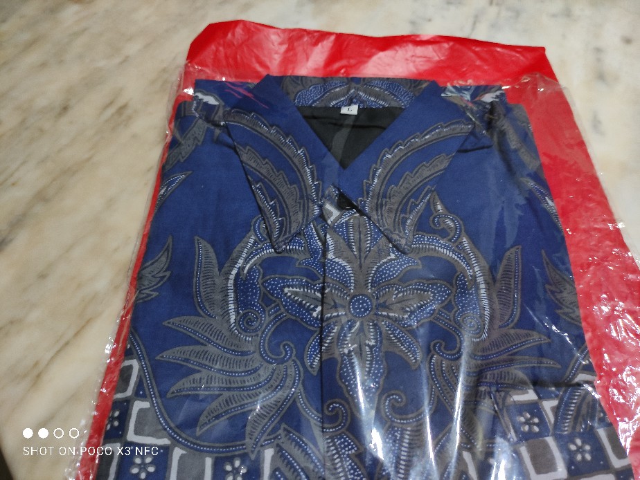 Japunta Blue Kemeja Batik Pria Full Furing Katun Primisima Batik Solo Batik Warna Navy Dongker