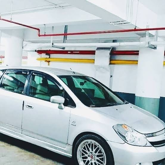 Kaca film Hijau Biru Solid/soft Coklat teh Avanza Sigra sedan