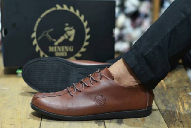 Sepatu Pria Kasual Loafers Original Formal Kerja Kuliah Santai