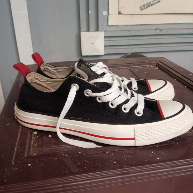 Converse second ori