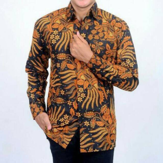 35+ Trend Terbaru Style Kondangan Pria Batik