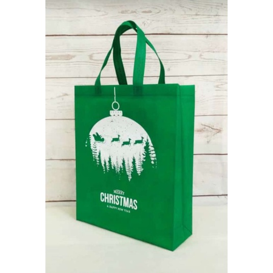 

TAS NATAL 37X30X9 | HAMPERS NATAL | TAS PARCEL NATAL | GOODIEBAG NATAL|TAS NATAL MURAH|