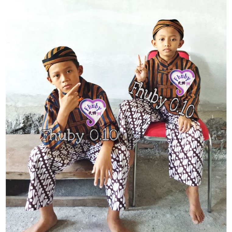 Setelan Surjan Lurik Anak Model Shanghai Koko - Baju Lurik+Blangkon Lurik+Celana Batik putih - Baju 