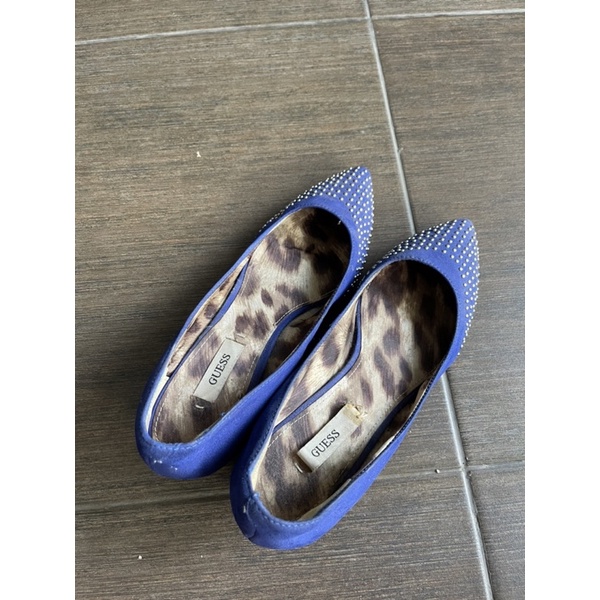 PRELOVED SEPATU GUESS 100% ORIGINAL STORE