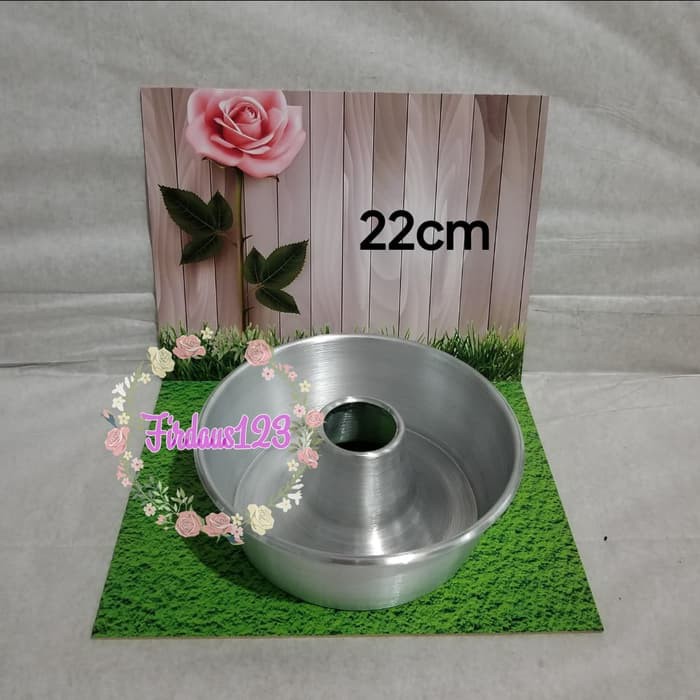 Loyang Bolu Tulban polos diameter 22Cm tinggi 8Cm