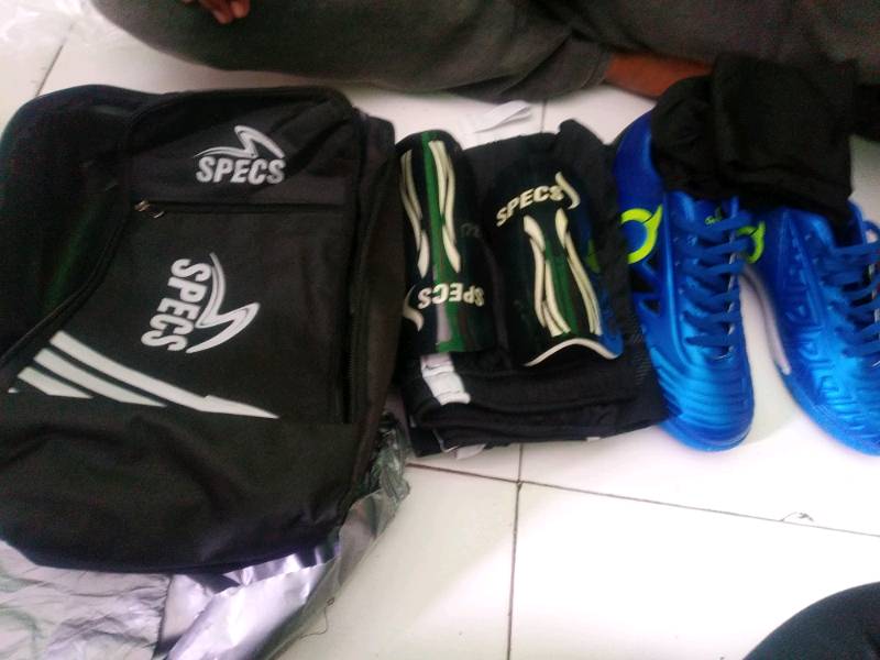 Sepatu Futsal Ortuseihg - T Terbaru Bonus Jersey 1 Set