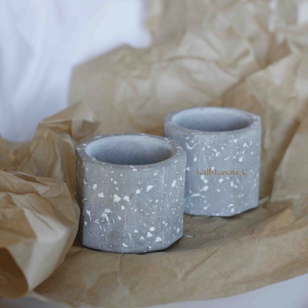 Pot Semen mini Hexagon - pot skulen kecil - pot semen - mini concrete planter - pot murah  - Pot Lil