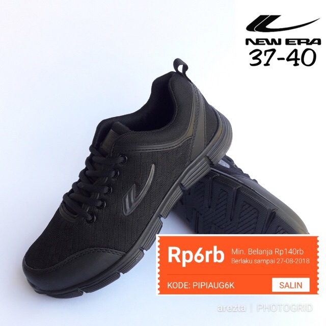 Harga Sepatu  Sneakers  Wedges Wanita  Warna  Hitam  Untuk  Sekolah 