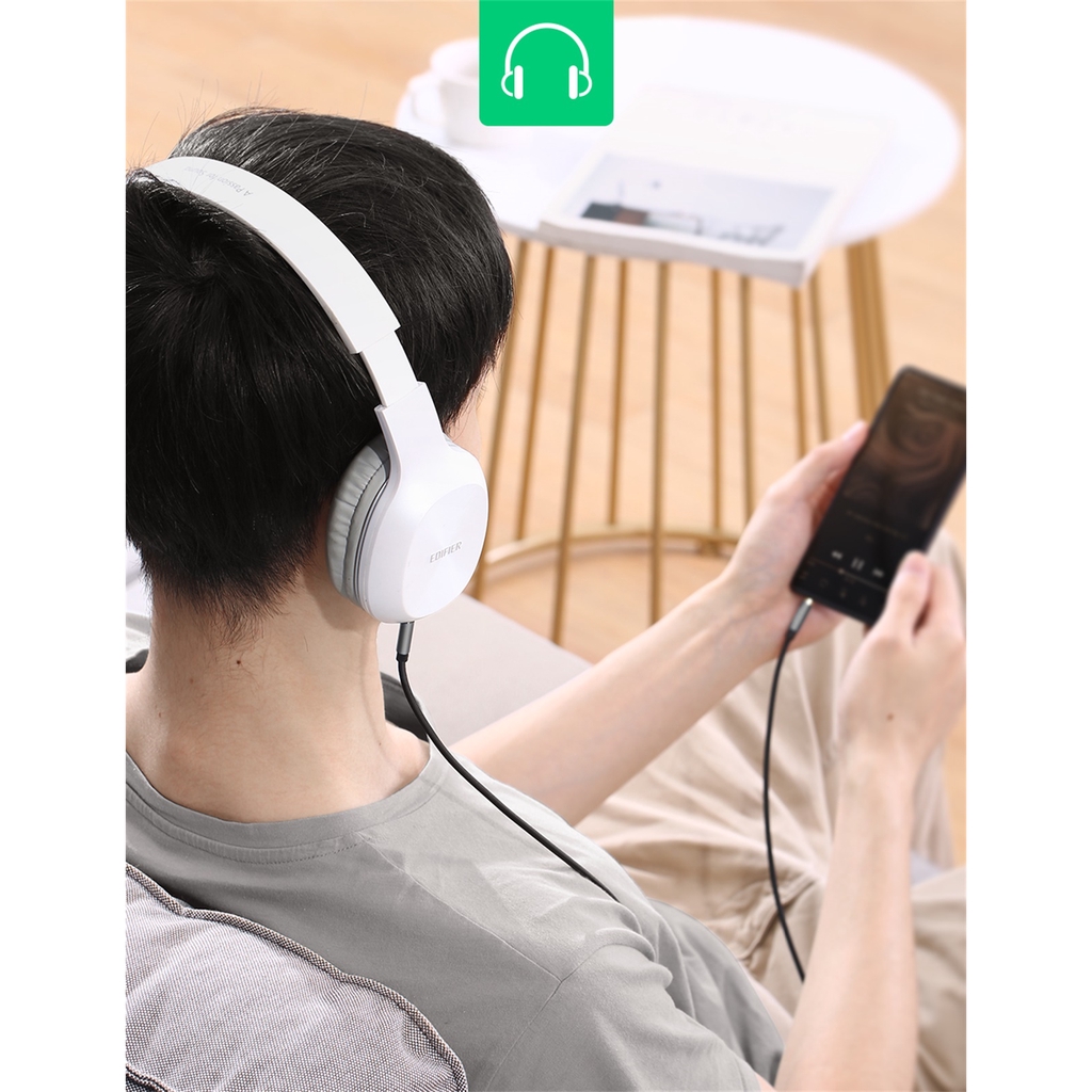 【Stok Produk di Indonesia】Ugreen Kabel Audio Aux 3.5mm Male Ke Male Untuk Headphone / MP3 / 4 / Handphone