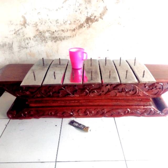 Gamelan Demung