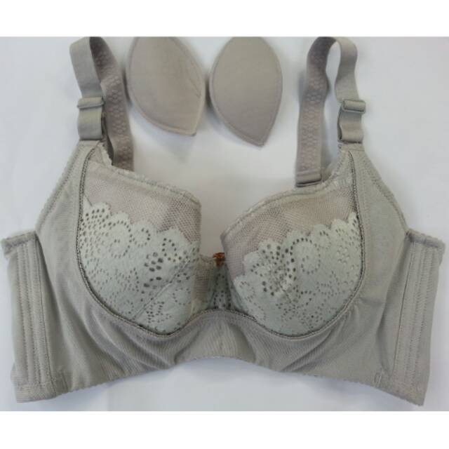 BRA SIZE 36D/80D  DG BUSA TAMBAHAN BISA LEPAS PASANG SOFT GREY