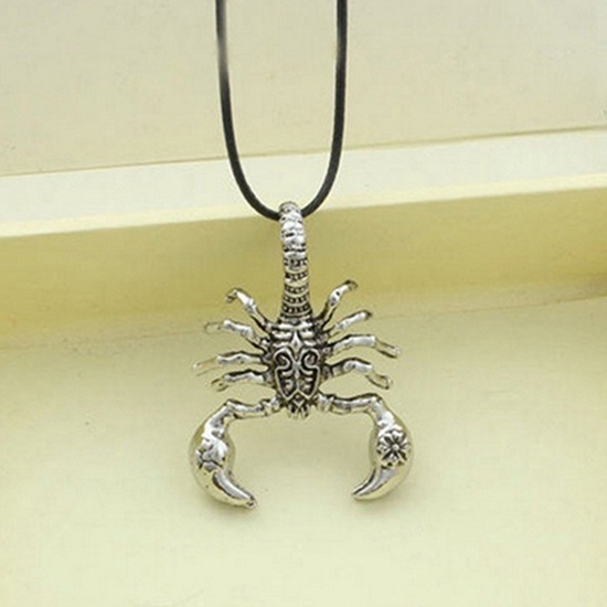 Hu Hu Hu Hu Hu Alat Bantu Pasang Kacamata♡ Kalung Tali Kulit Imitasi Liontin Kalajengking Scorpion Gaya Vintage Punk Untuk Pria