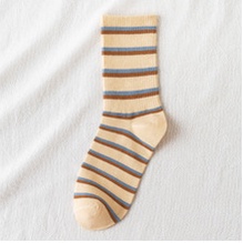 ⭐️𝐈𝐇𝐒 𝟔𝟏𝟎⭐️Kaos Kaki Pria Wanita Panjang Setinggi Betis Motif Catur New Fashion Korean Style Socks-Krim Garis