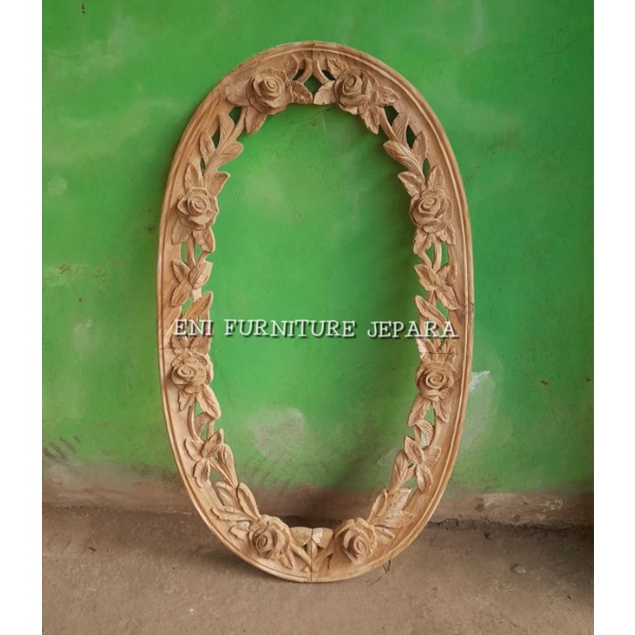 Figura Cermin Ukir Jati Jepara - Figura Cermin Jati - Figura Cermin Murah - Figura Cermin Mawar Oval