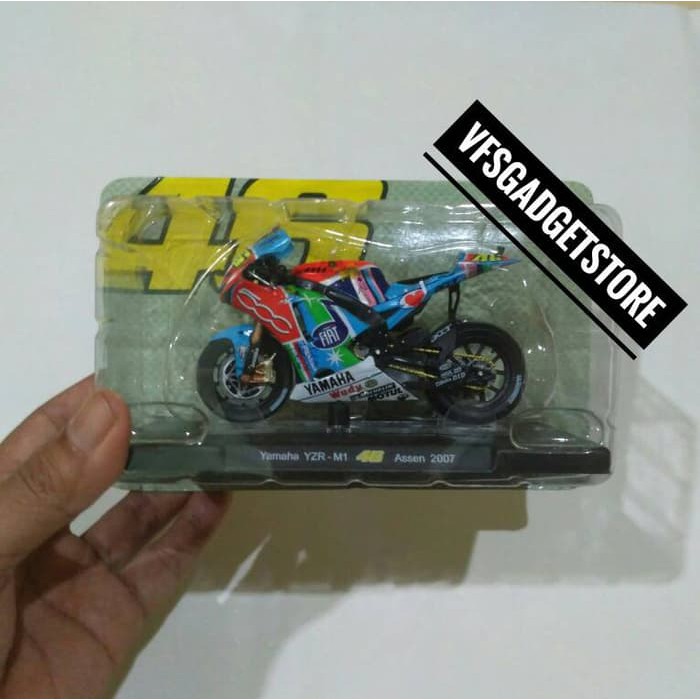 Diecast Motogp - Diecast Ducati - Diecast New Ray Vespa Diecast Valentino Rossi Skala 1:18 (Assen