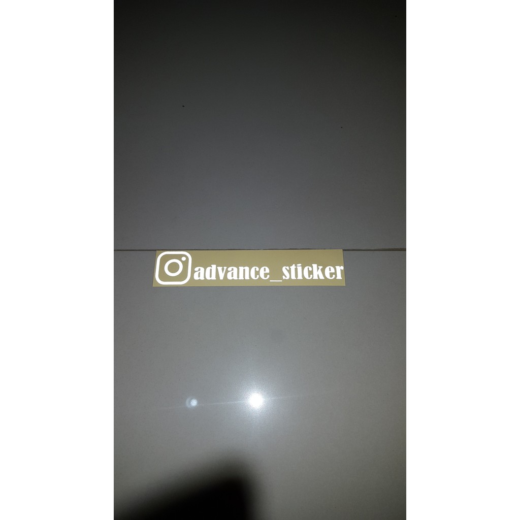 (stiker) sticker mobil instagram logo untuk promosi