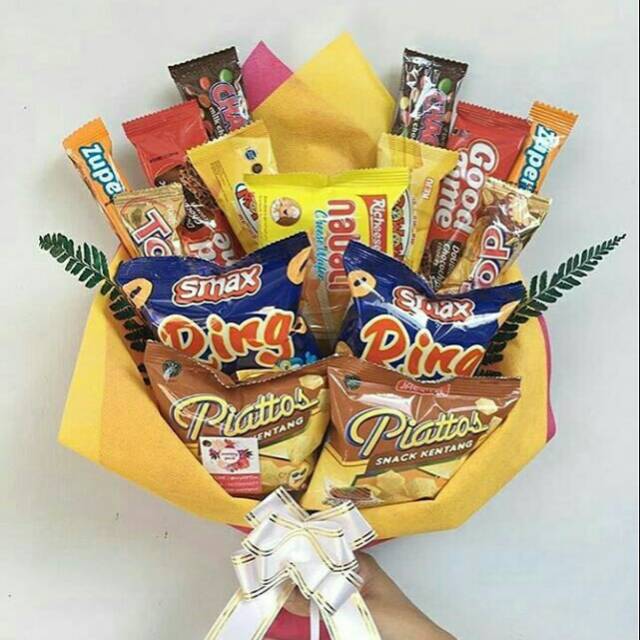 

Bouquet Snack Kain Kuning Pink (snack random)
