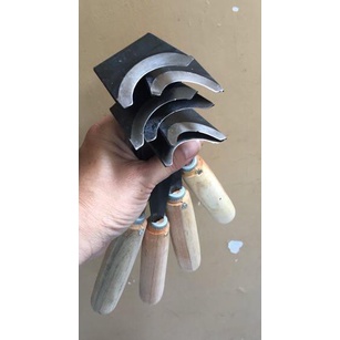 Pisau Kerik Kerok Tebu Impor