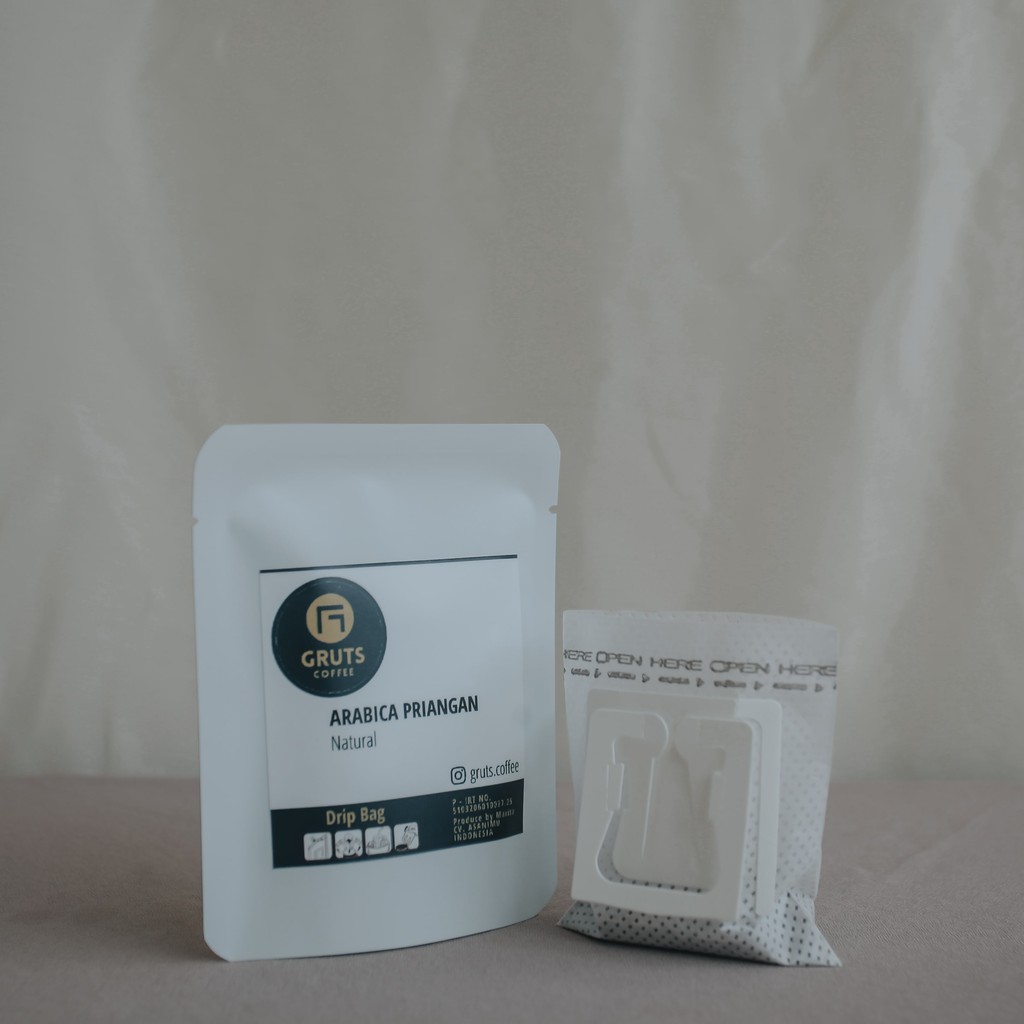 

Gruts Coffee ARABICA NATURAL PRIANGAN Kemasan Drip Bag 13 gram