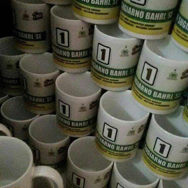 Souvenir mug printing mug sablon