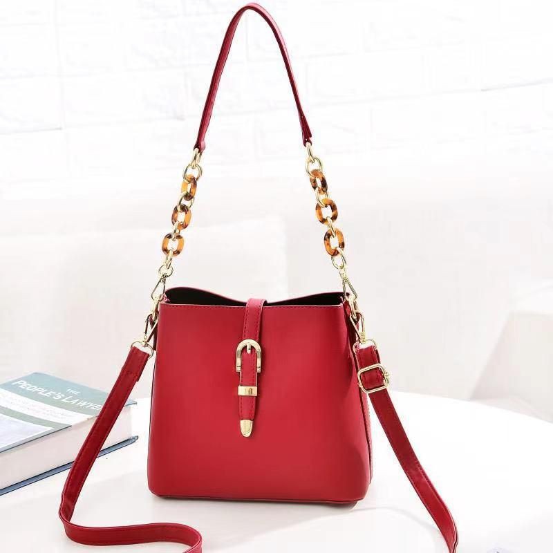 tas import wanita cantik