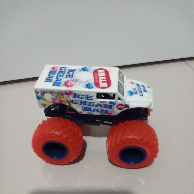Ice Cream Man Monster Jam Hotwheels Loose