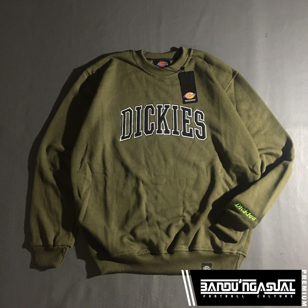 CREWNECK "DICKIES" TEXT LOGO (GREEN ARMY-BLACK)