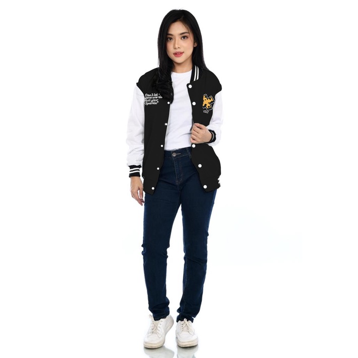 Jaket Varsity Wanita X Urband Absolute Bear X