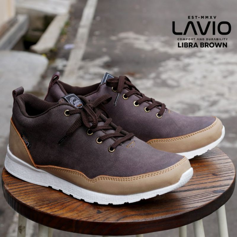 Sepatu Casual Pria Lavio Libra Brown