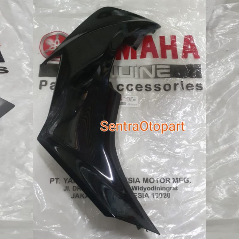 Sayap legsil legshield luar kanan aerox new 2021 hitam black original ygp bbpf835v00p3