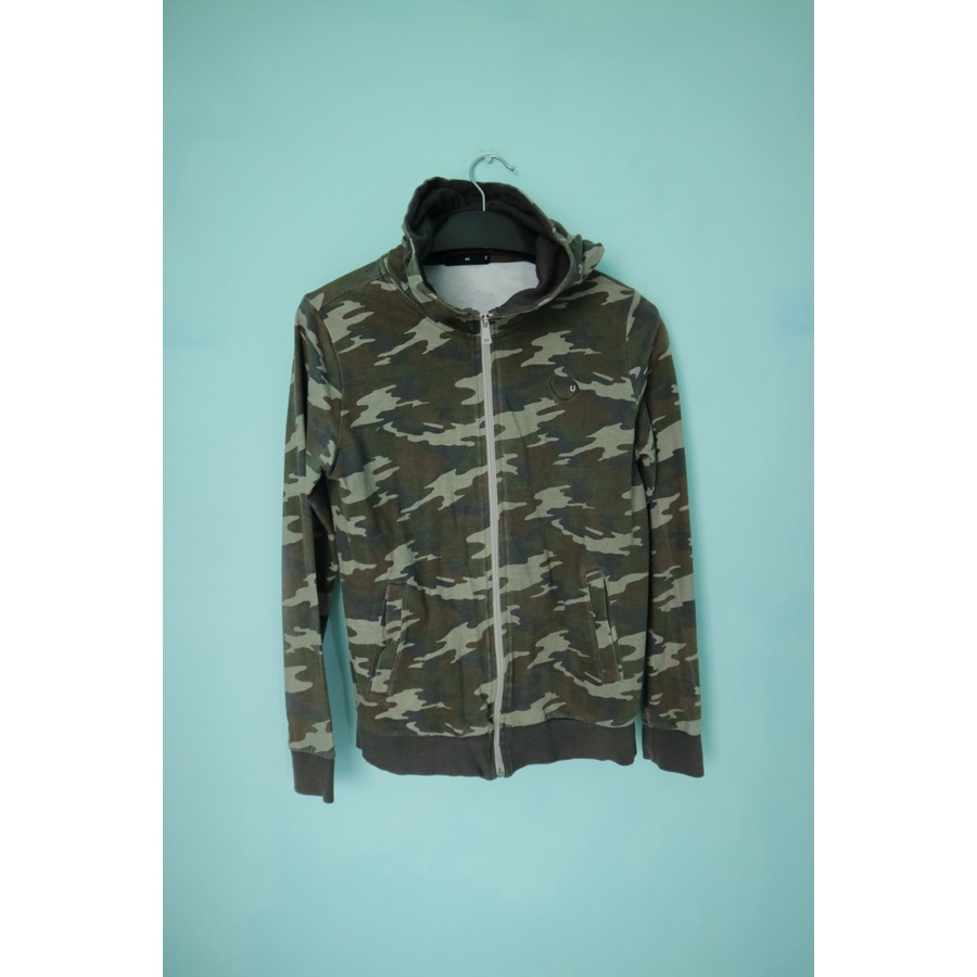 PrelovedJaketHoodieArmyUgiz