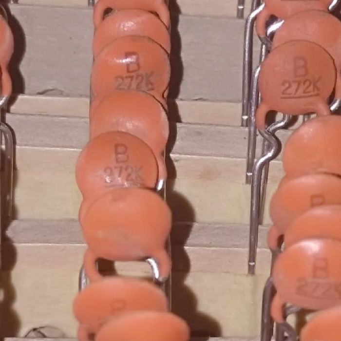 Kapasitor Keramik 272 2.7nF 50V Kapasitor Ceramic