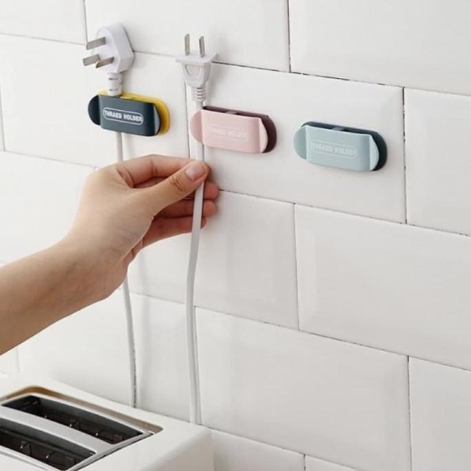 

Ready...Ready...Ready...] Holder Kepala Colokan Kabel Listrik Organizer Cord Serbaguna