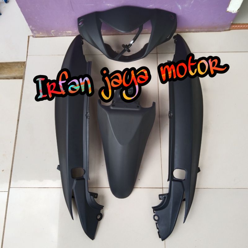 Cover body Halus Batok depan+Sepakbor depan+Body belakang Honda Spacy hitam dofff
