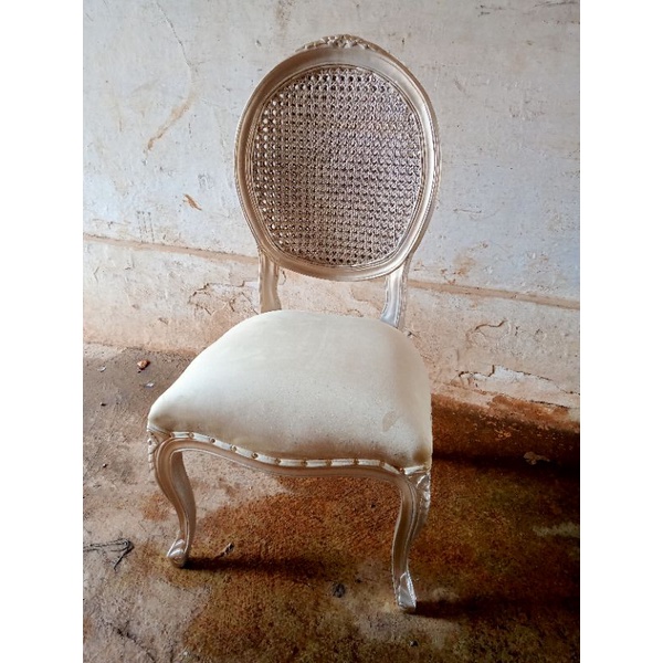 Kursi pendamping pelaminan / Kursi rotan