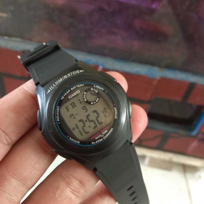 Casio illuminator F 200
