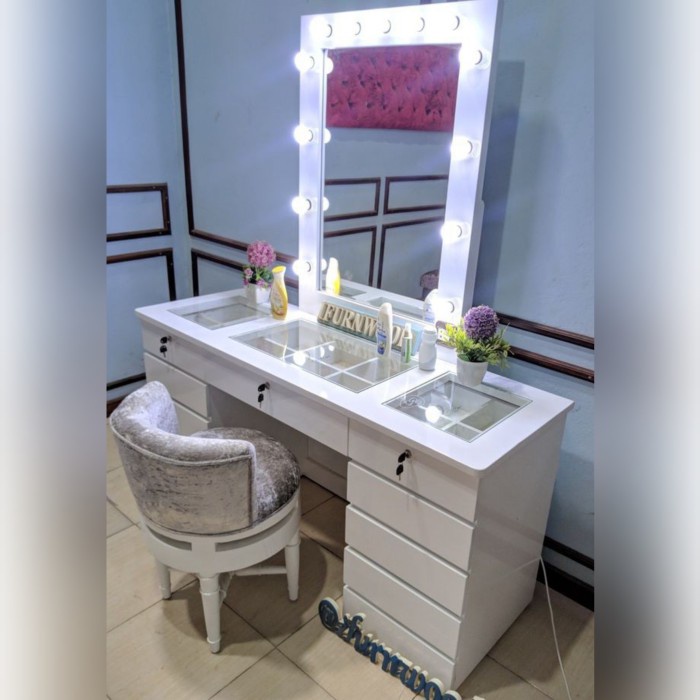 meja rias lampu aesthetic cat putih duco - mejarias laci