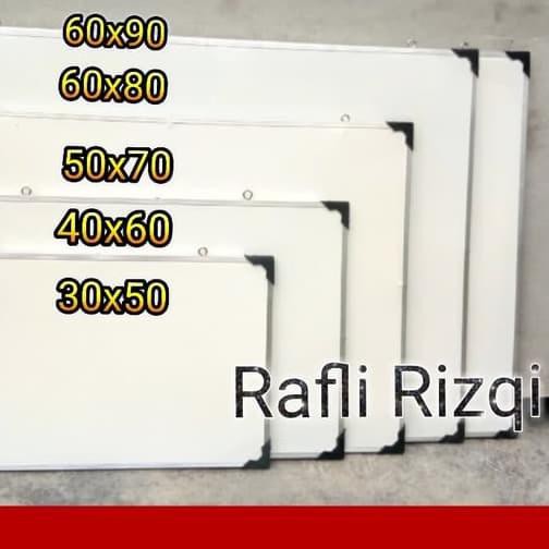 

-267 Papan Tulis Whiteboard 30x50cm ♟