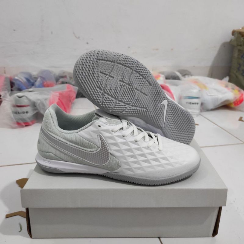 Sepatu Futsal Nike Tiempo Legend7 Pro White Ic