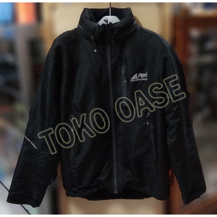 Jaket Gunung A REI Seven Summit