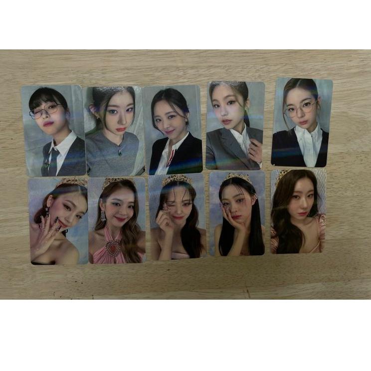 Sangat Nyaman.. Photocard PC Itzy Checkmate Sneakers Ktown Musicplant Soundwave