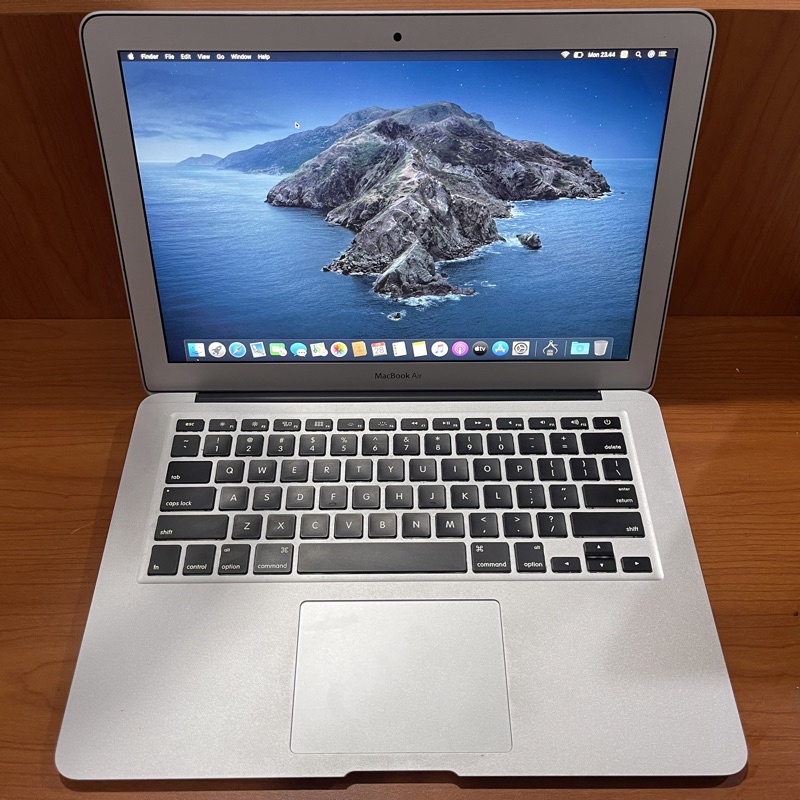 PROMO MacBook Air 13 Inch Early 2015 Core i7 2.2GHz Ram 8 GB Ssd 512 GB SECOND