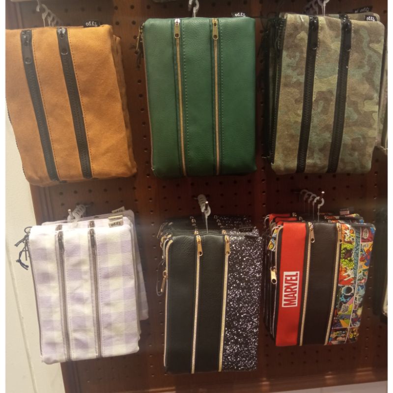 

TYPO TEMPAT PENSIL TRIPLE ZIPPER ORIGINAL BRAND NEW ARRIVAL