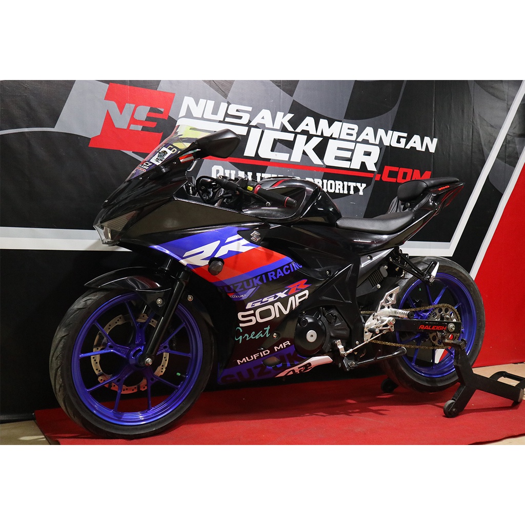 Stiker GSX 150R GRAFIS HITAM