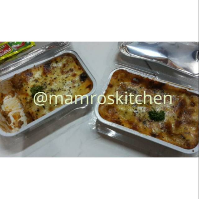 

Beef Lasagna 10cm x 15cm