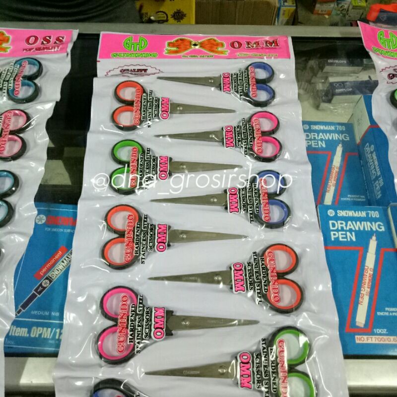 Jual Gunting Kertas Gunindo Omm Ukuran Sedang Shopee Indonesia