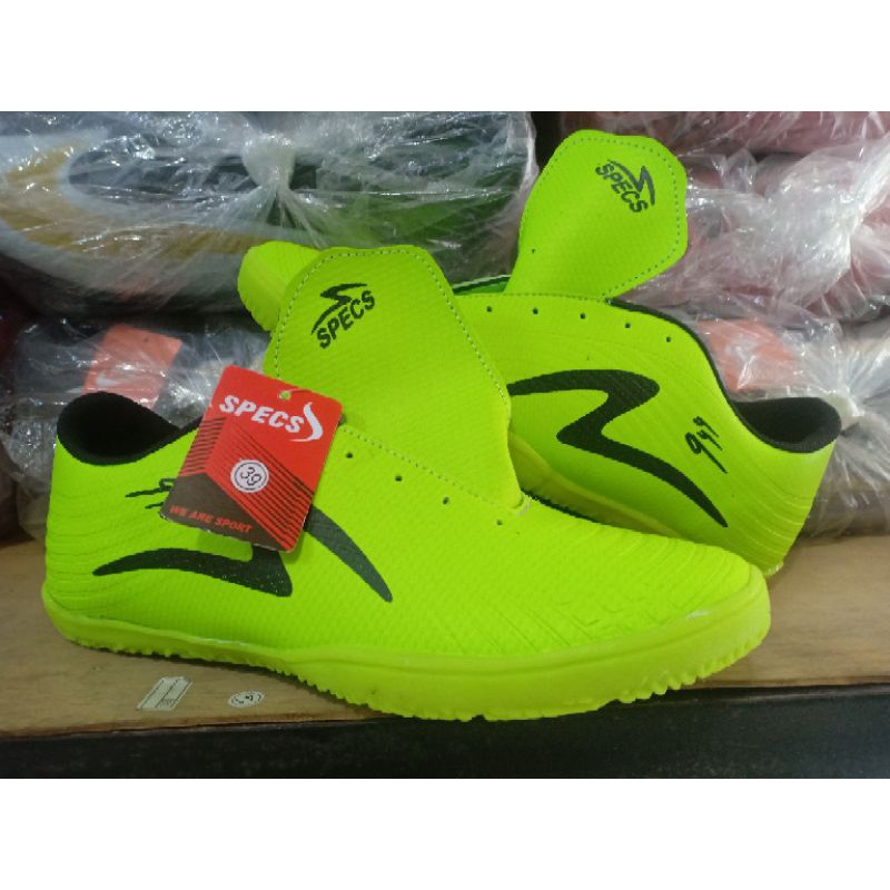 Sepatu Bola Futsal Pria dan Wanita Infinity-Sepatu Olahraga sporty termurah bisa Cod