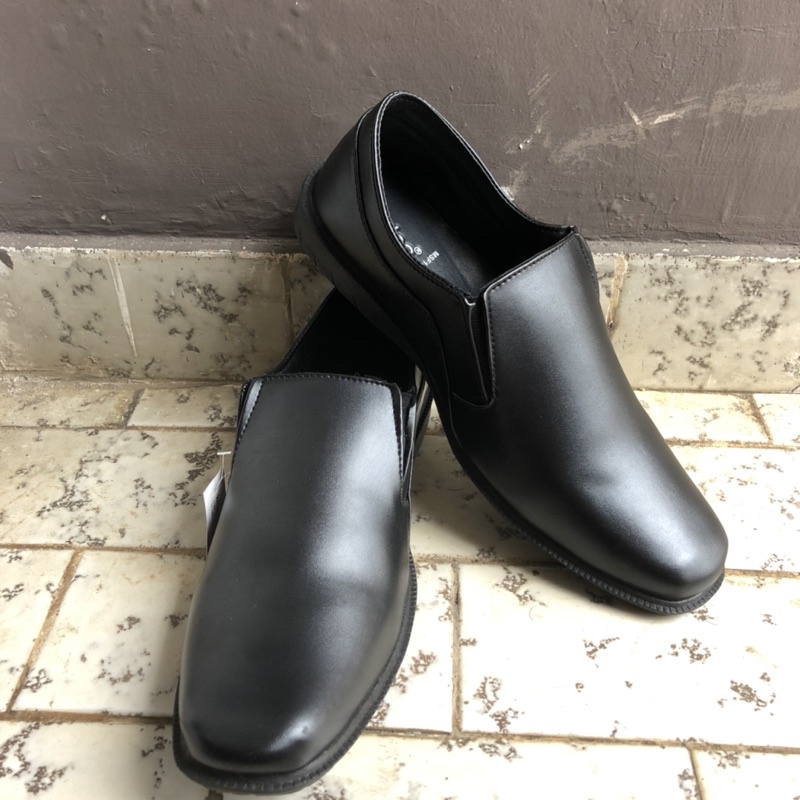Sepatu Pantofel Pria Fladeo MSF104 - 3ND
